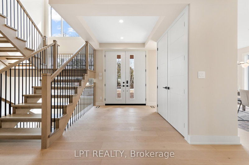 15 Briggs Avenue