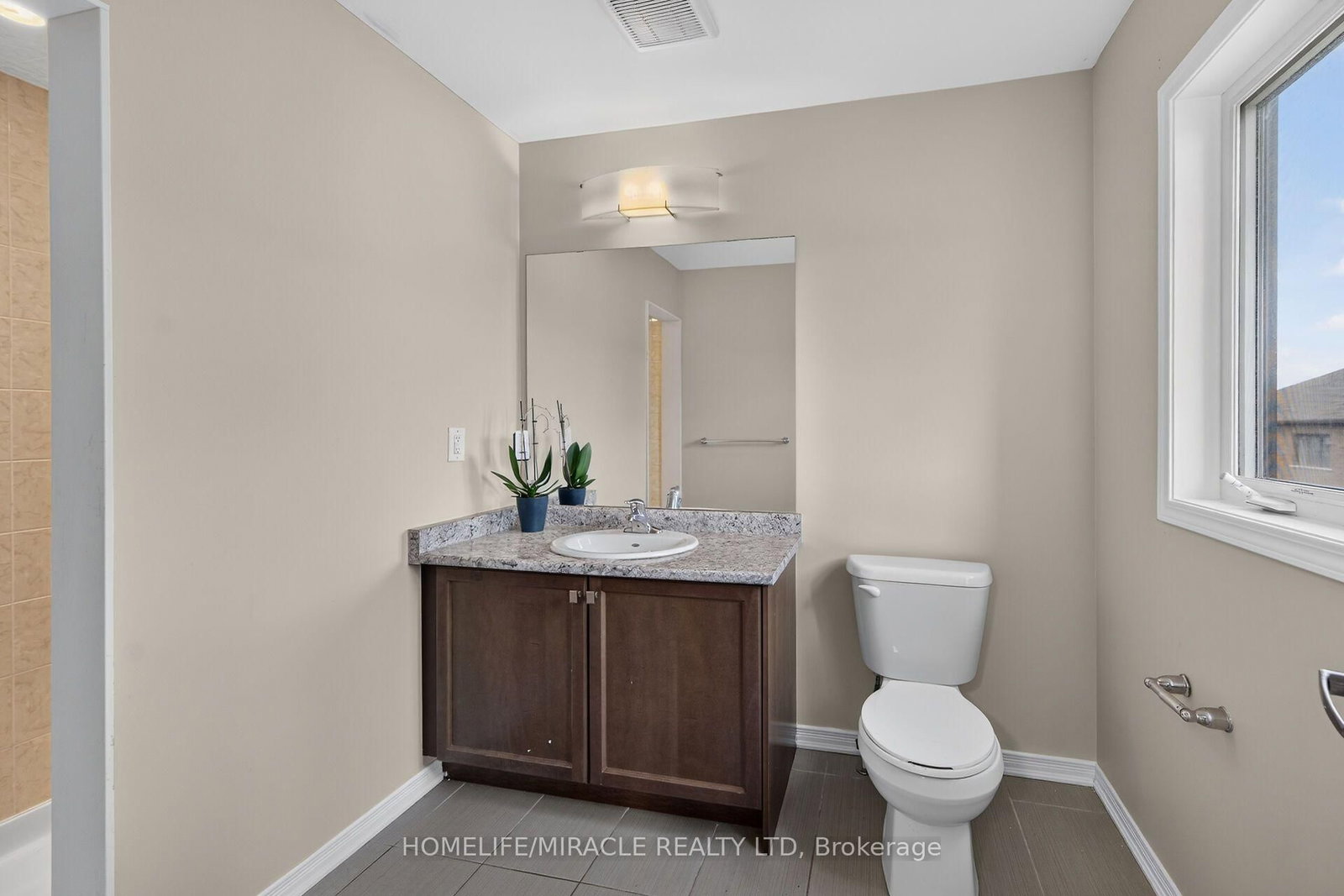 82 Scarletwood Street • Hamilton, ON photo 29
