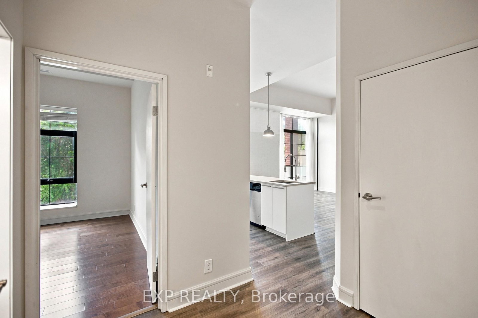 555 Anand Private • #109 • Ottawa, ON photo 5