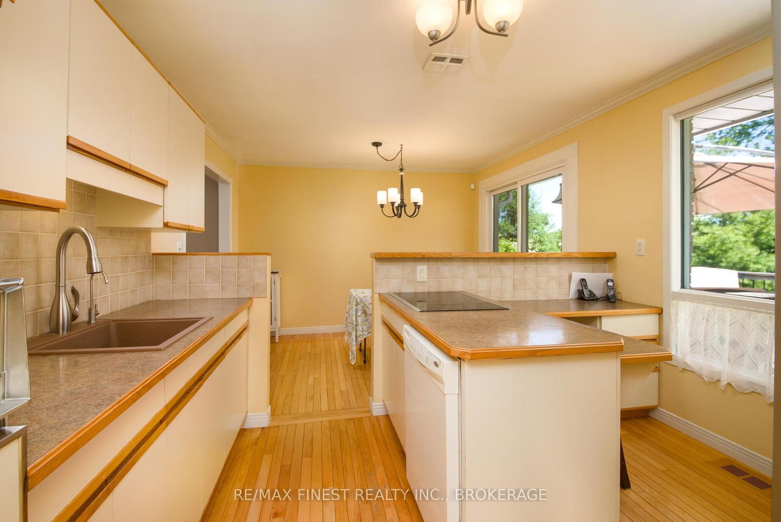 301 County Rd 8 • Napanee, ON photo 13