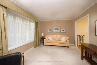 301 County Rd 8 • Napanee, ON photo 9