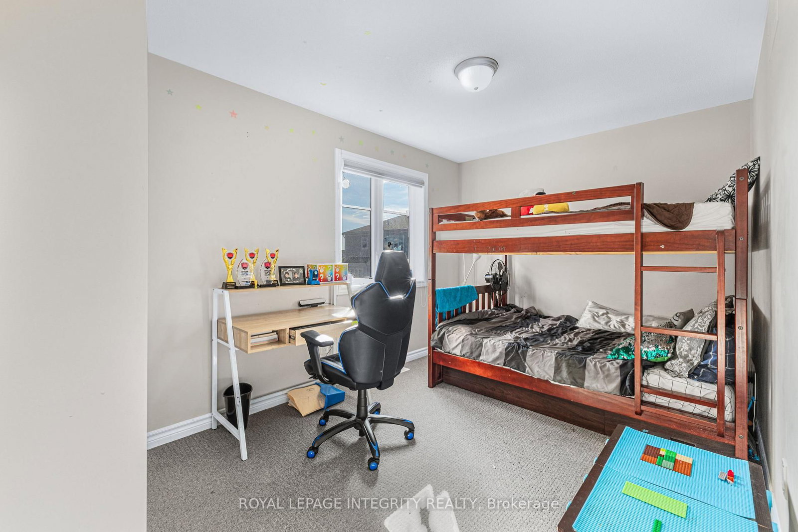 69 Pelham Crescent • Richmond, ON photo 14