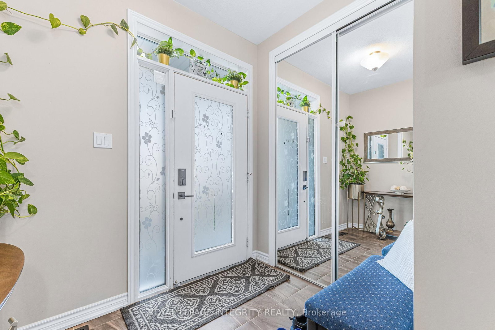 69 Pelham Crescent • Richmond, ON photo 5