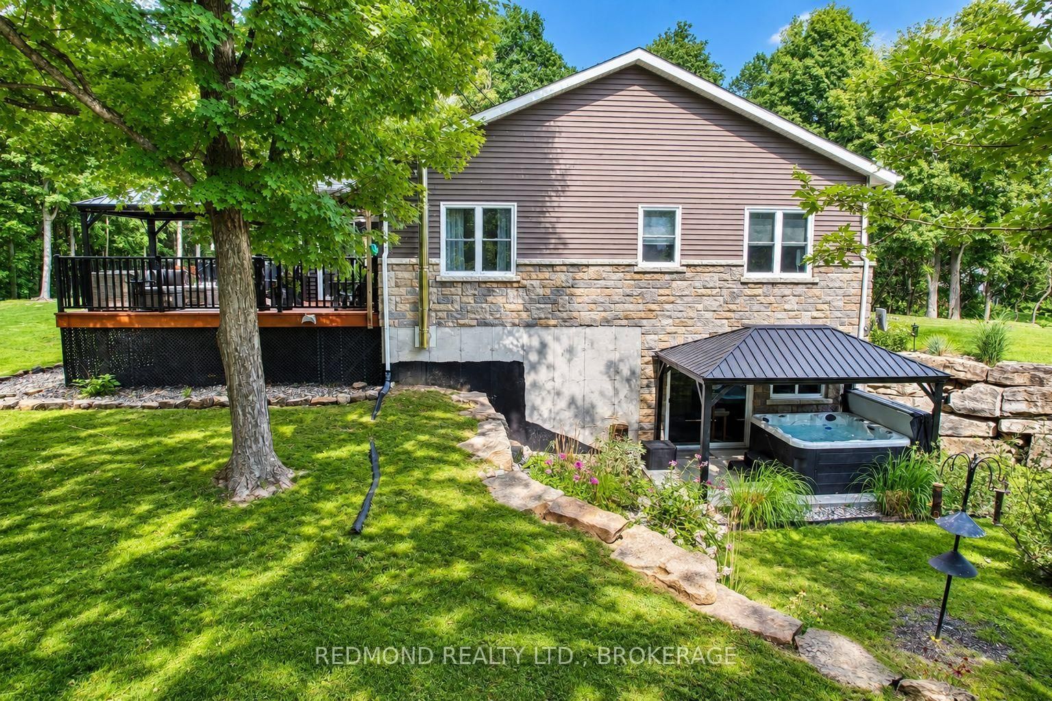 430 County Road # 2 Road • Front of Leeds & Seeleys Bay, ON photo 47