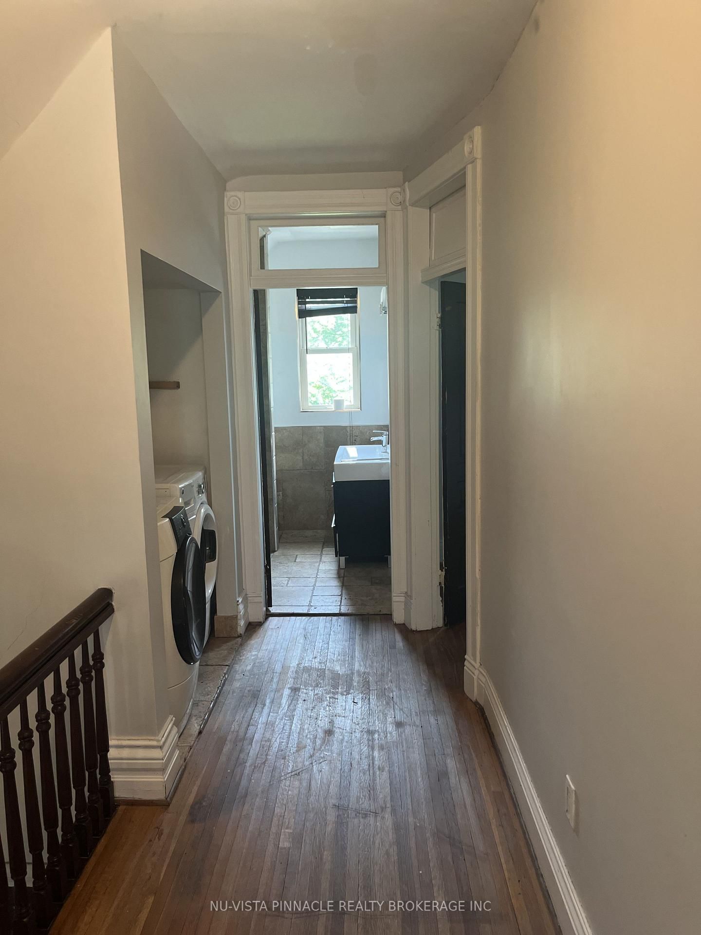 572 Oxford Street E • London East, ON photo 11