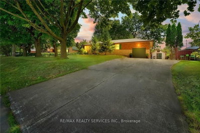 Detached House leased at 68 Rymal Road, Hamilton, Ontario, L9B 1C1 - Allison - MLS: X13688734