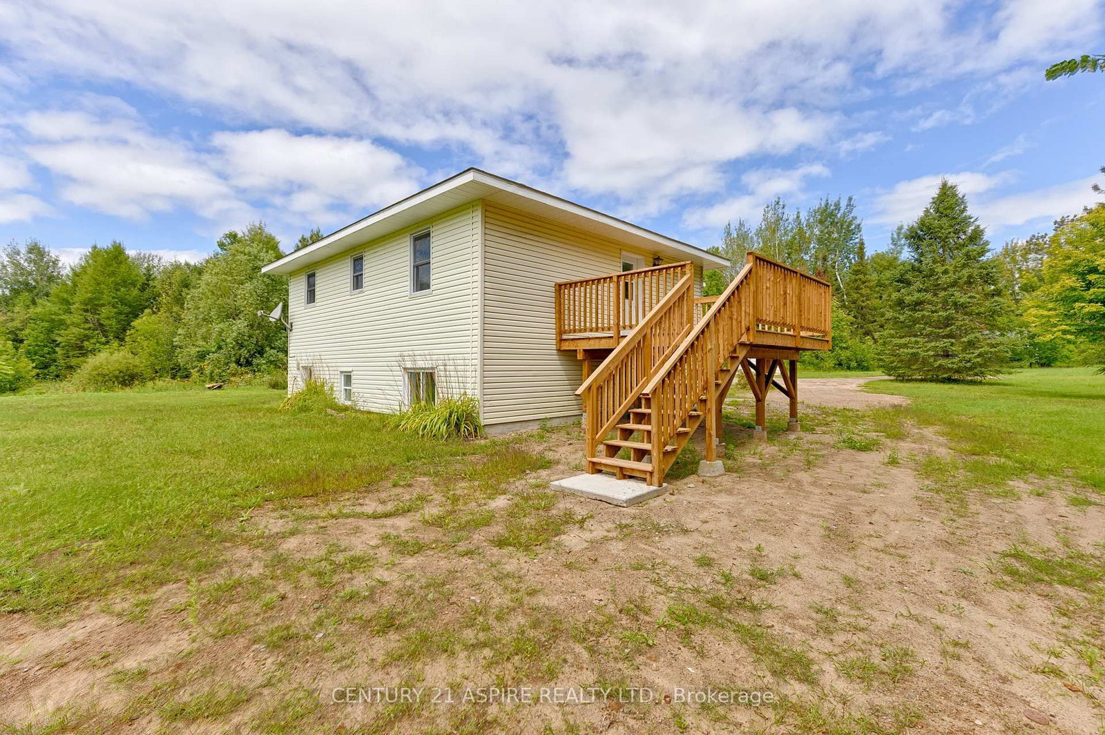 1549 Zion Line • Beachburg, ON photo 10