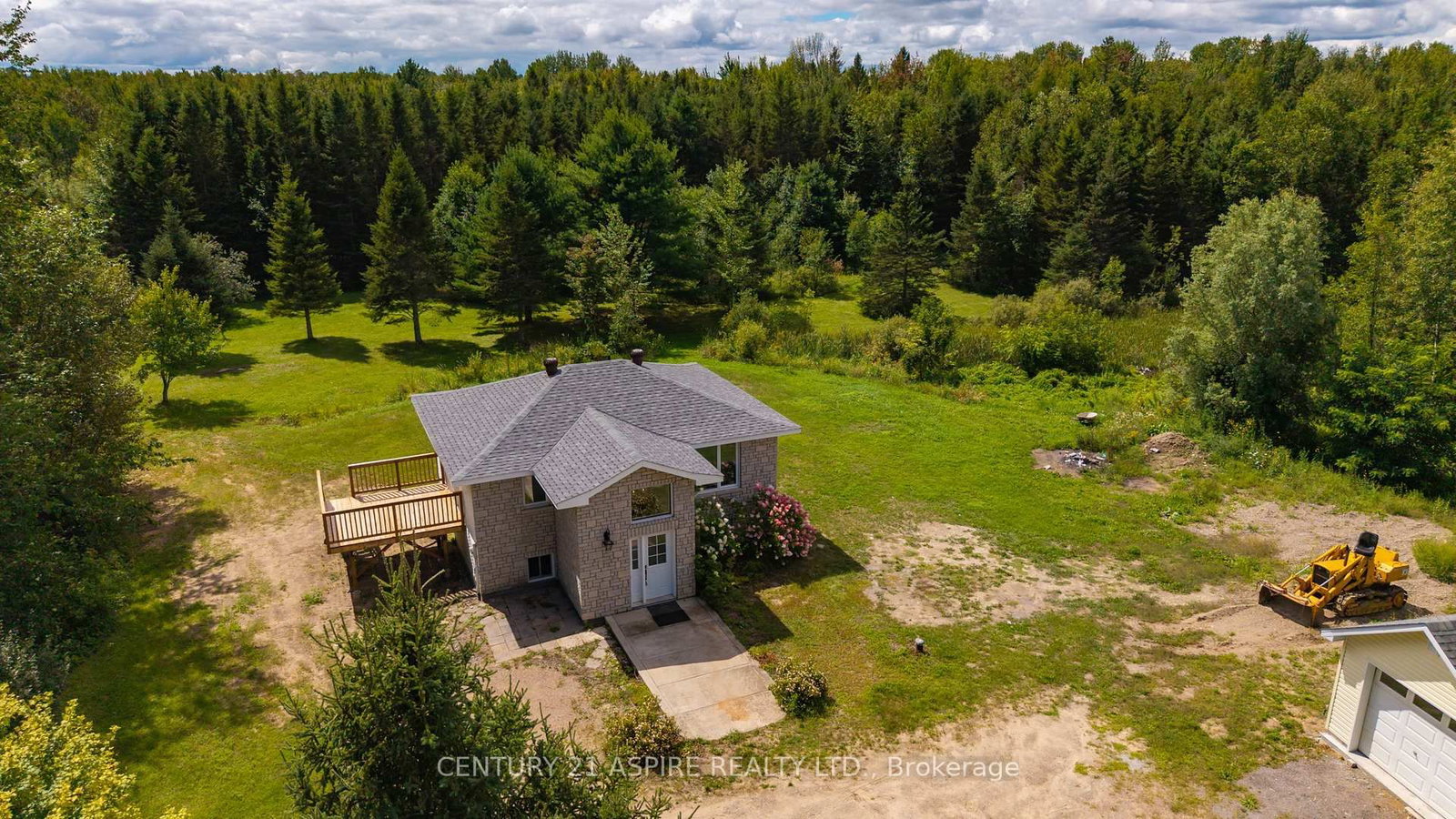 1549 Zion Line • Beachburg, ON photo 38