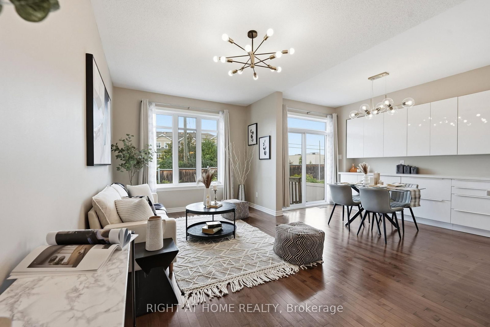 599 Remnor Avenue • Ottawa, ON photo 11