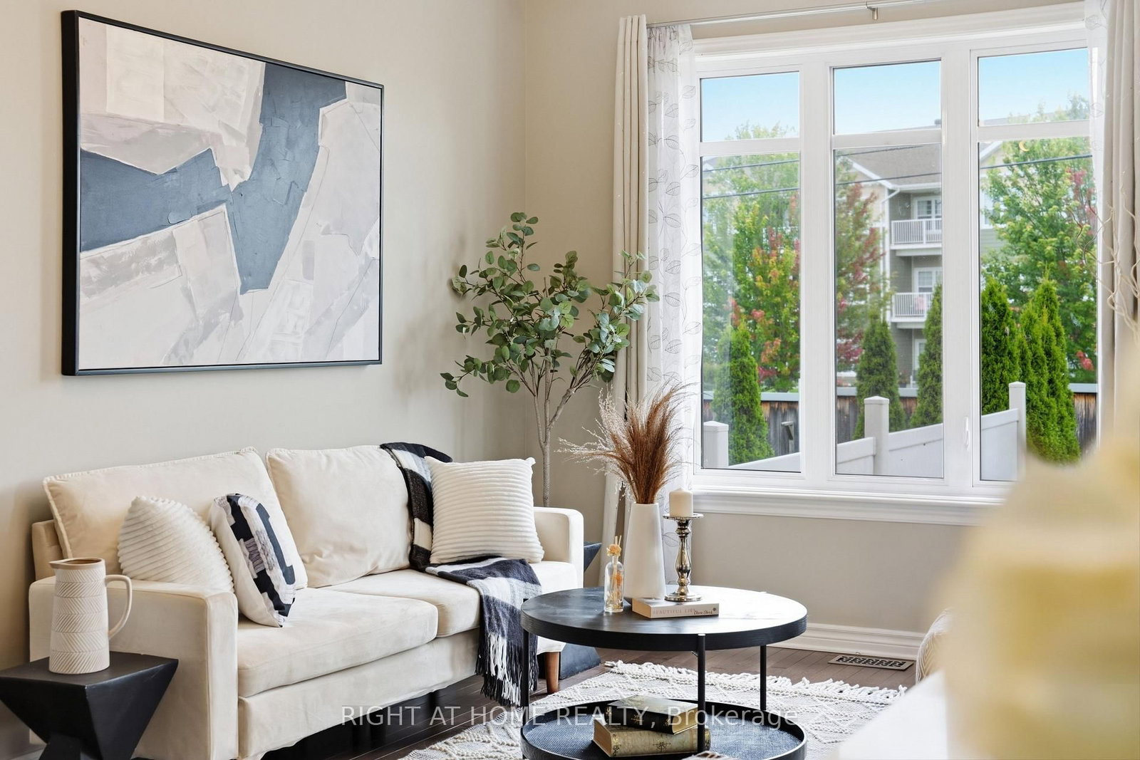 599 Remnor Avenue • Ottawa, ON photo 13