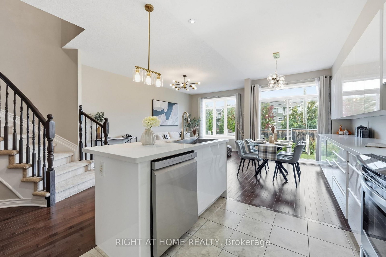 599 Remnor Avenue • Ottawa, ON photo 15