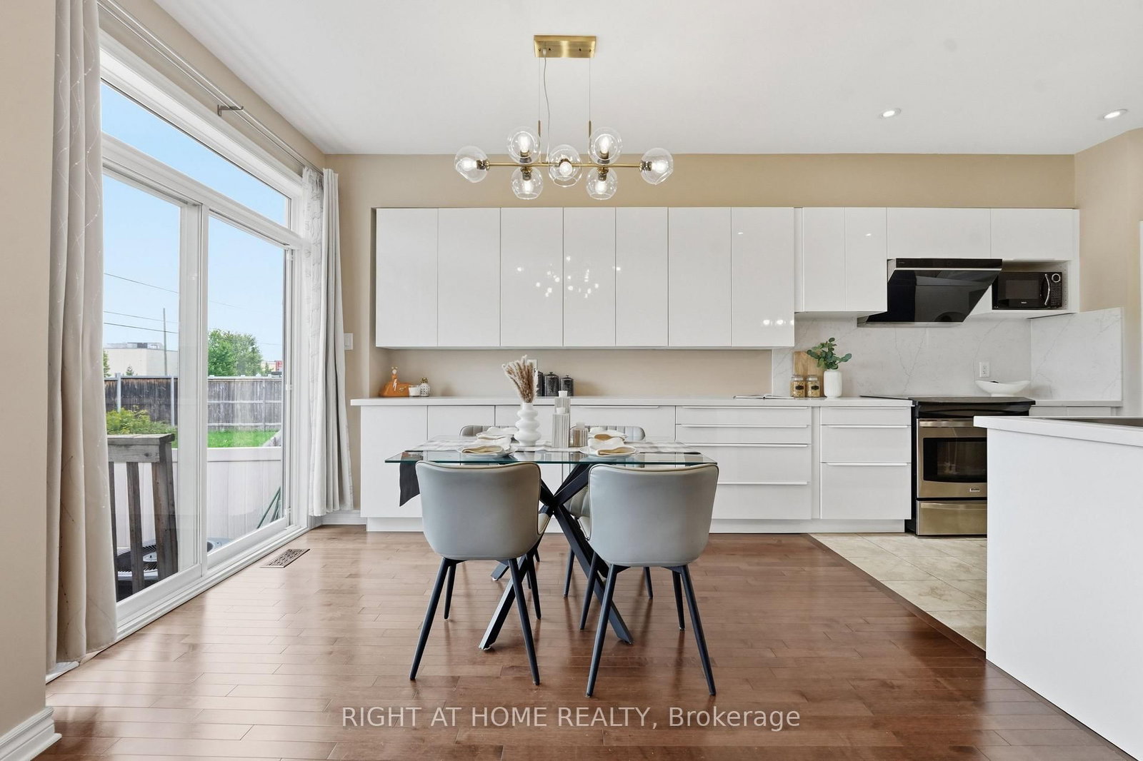 599 Remnor Avenue • Ottawa, ON photo 19