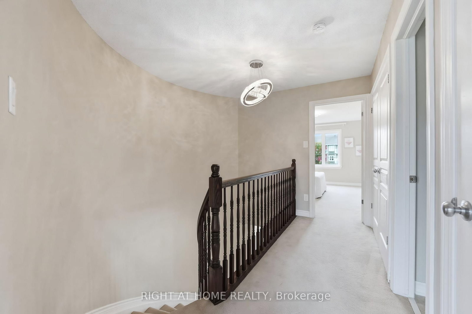 599 Remnor Avenue • Ottawa, ON photo 24