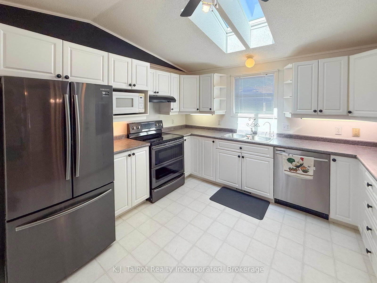 55 Algonquin Lane • Ashfield-Colborne-Wawanosh, ON photo 27