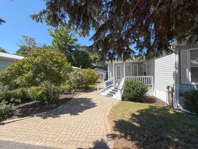 55 Algonquin Lane