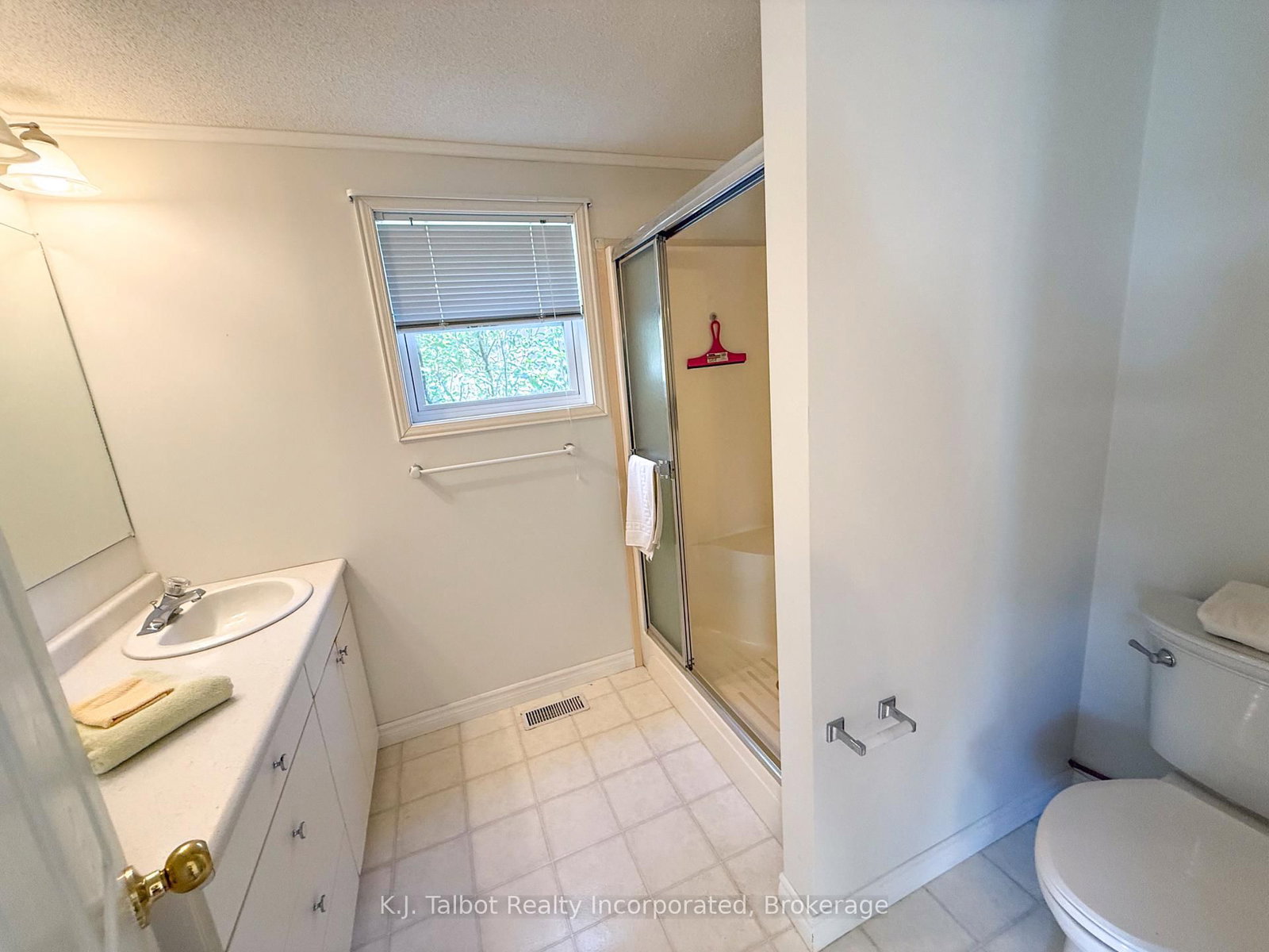 55 Algonquin Lane • Ashfield-Colborne-Wawanosh, ON photo 38