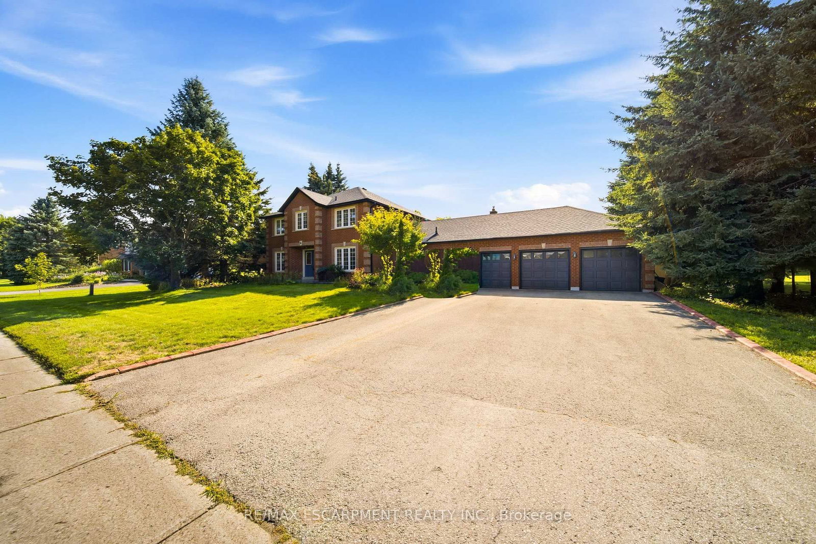 6 Willow Crescent • Mono, ON photo 7