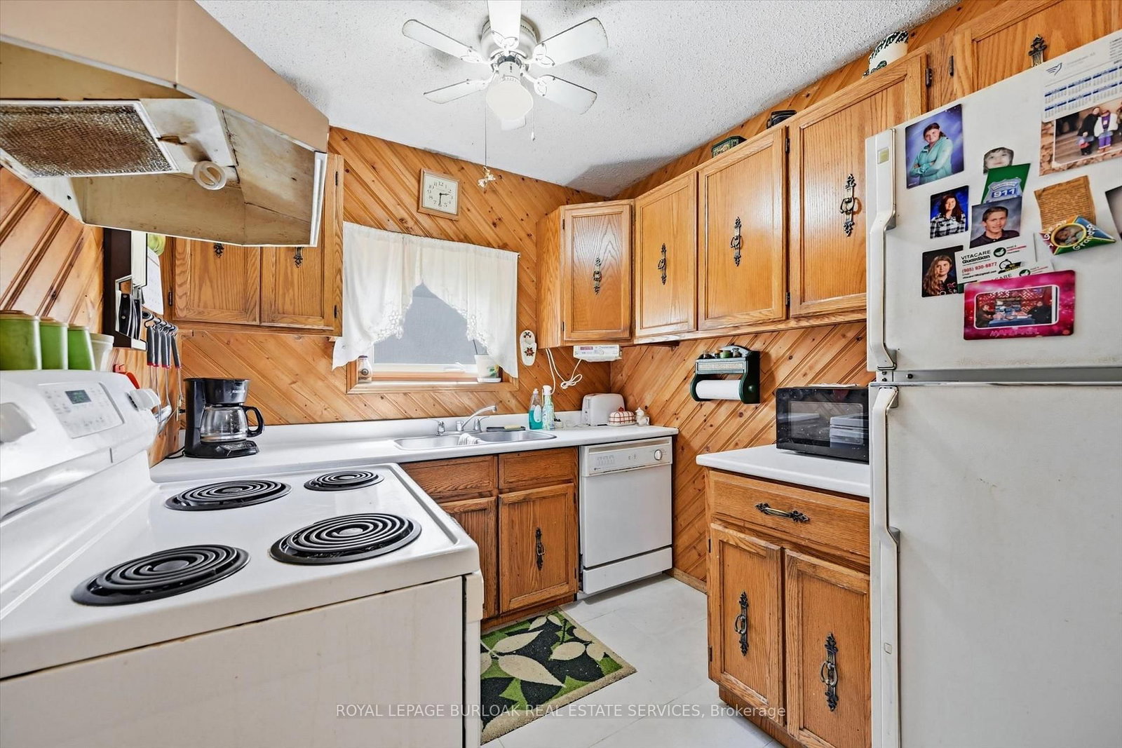 165 Glennie Avenue • Hamilton, ON photo 12