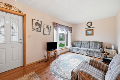 165 Glennie Avenue • Hamilton, ON photo 6