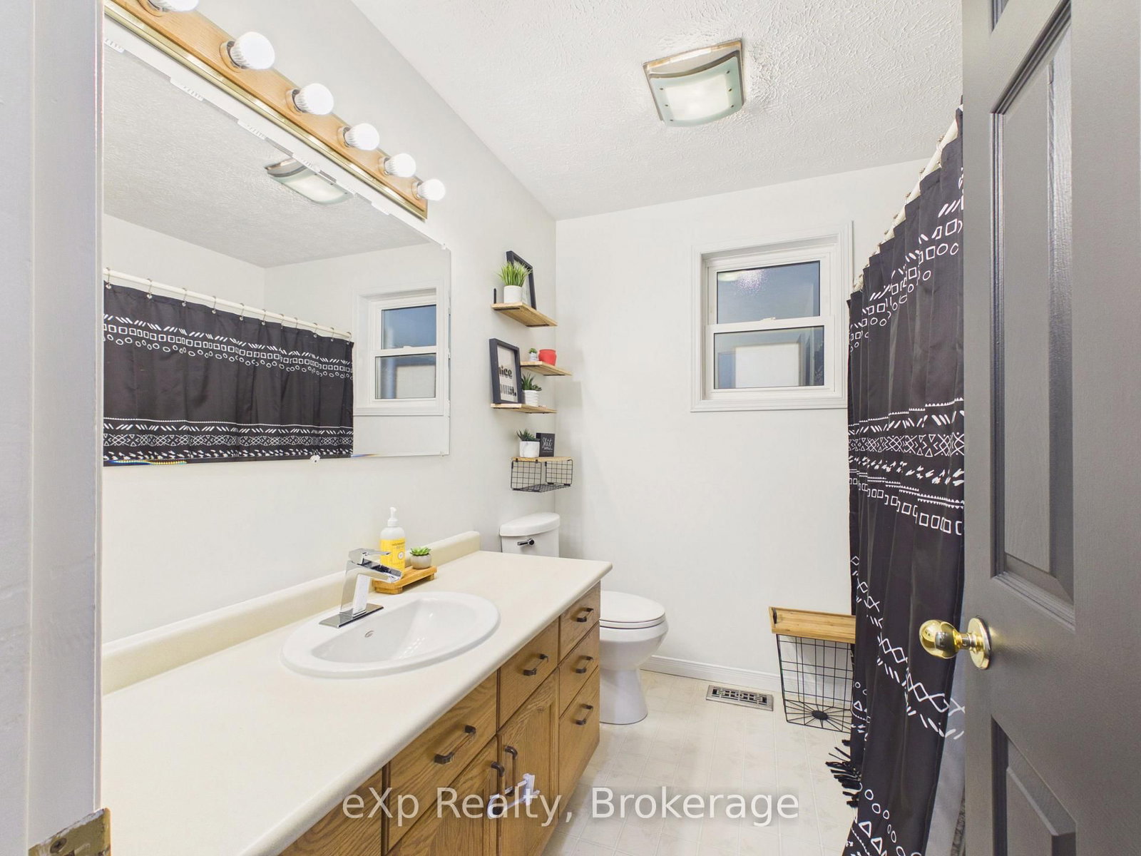1103 Marietta Street • Howick, ON photo 16