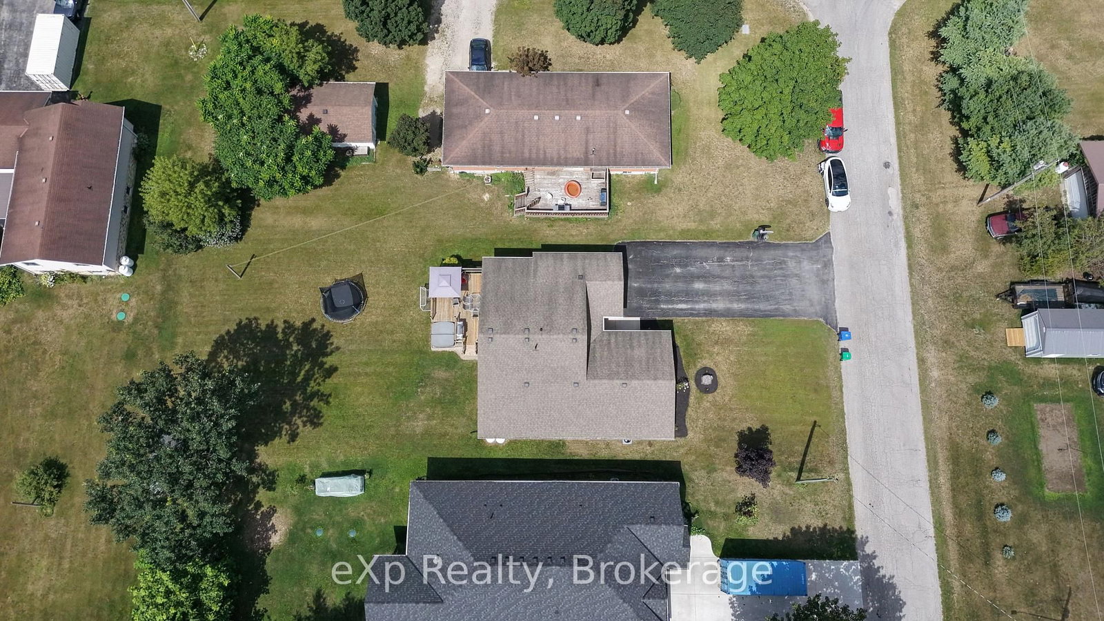 1103 Marietta Street • Howick, ON photo 37