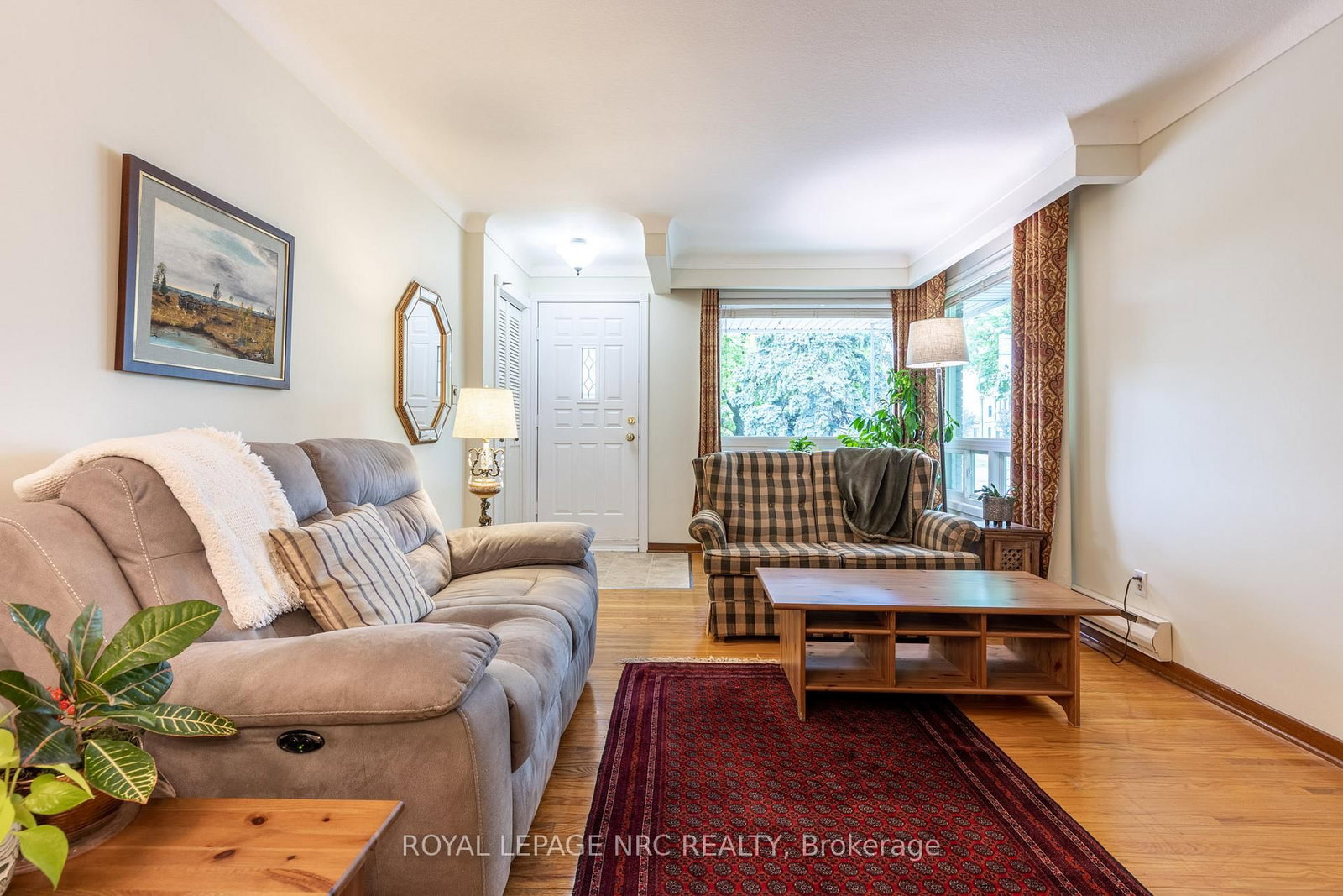 542 Lake Street • St. Catharines, ON photo 5