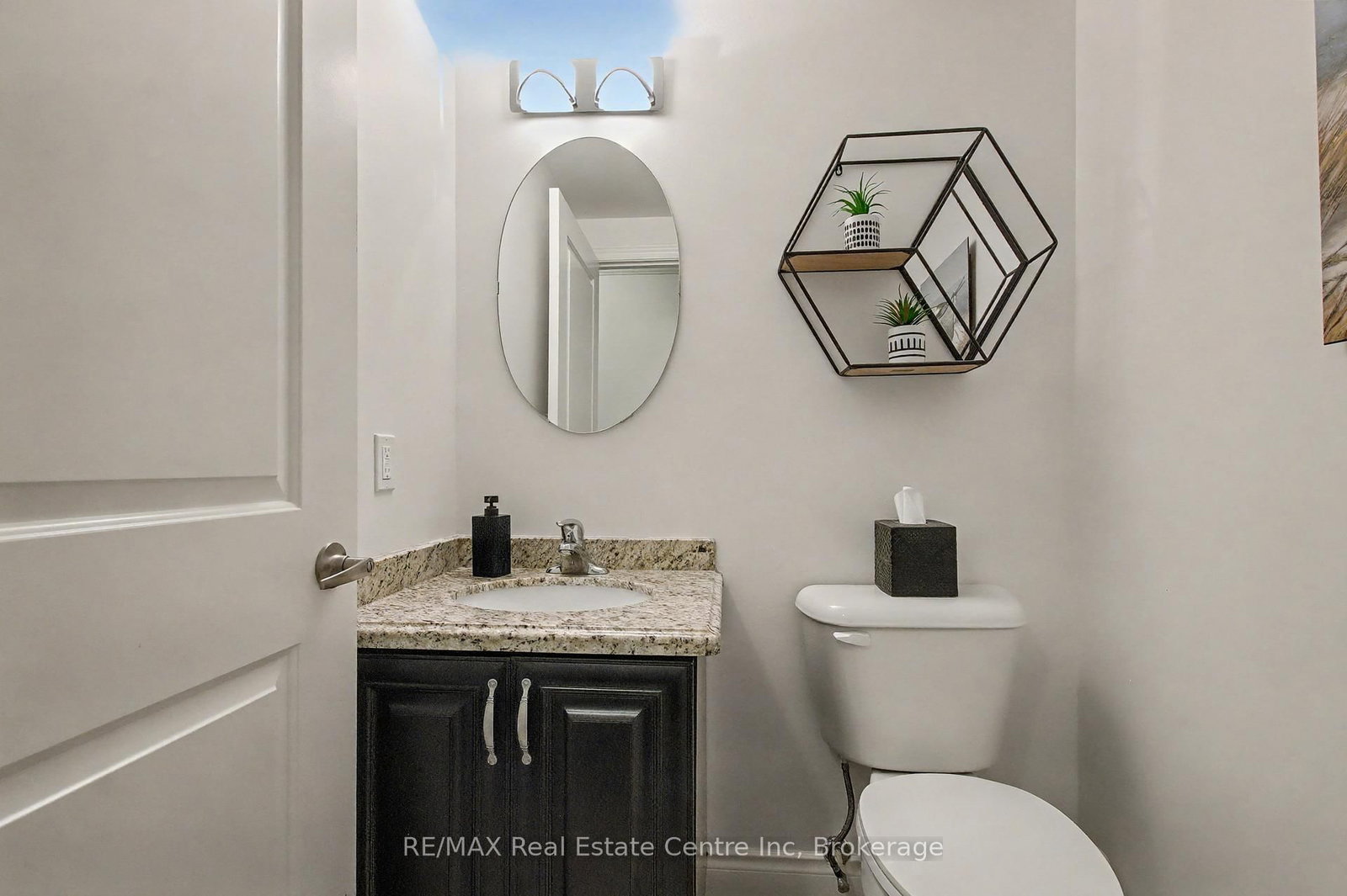 1440 Gordon Street • #318 • Guelph, ON photo 18