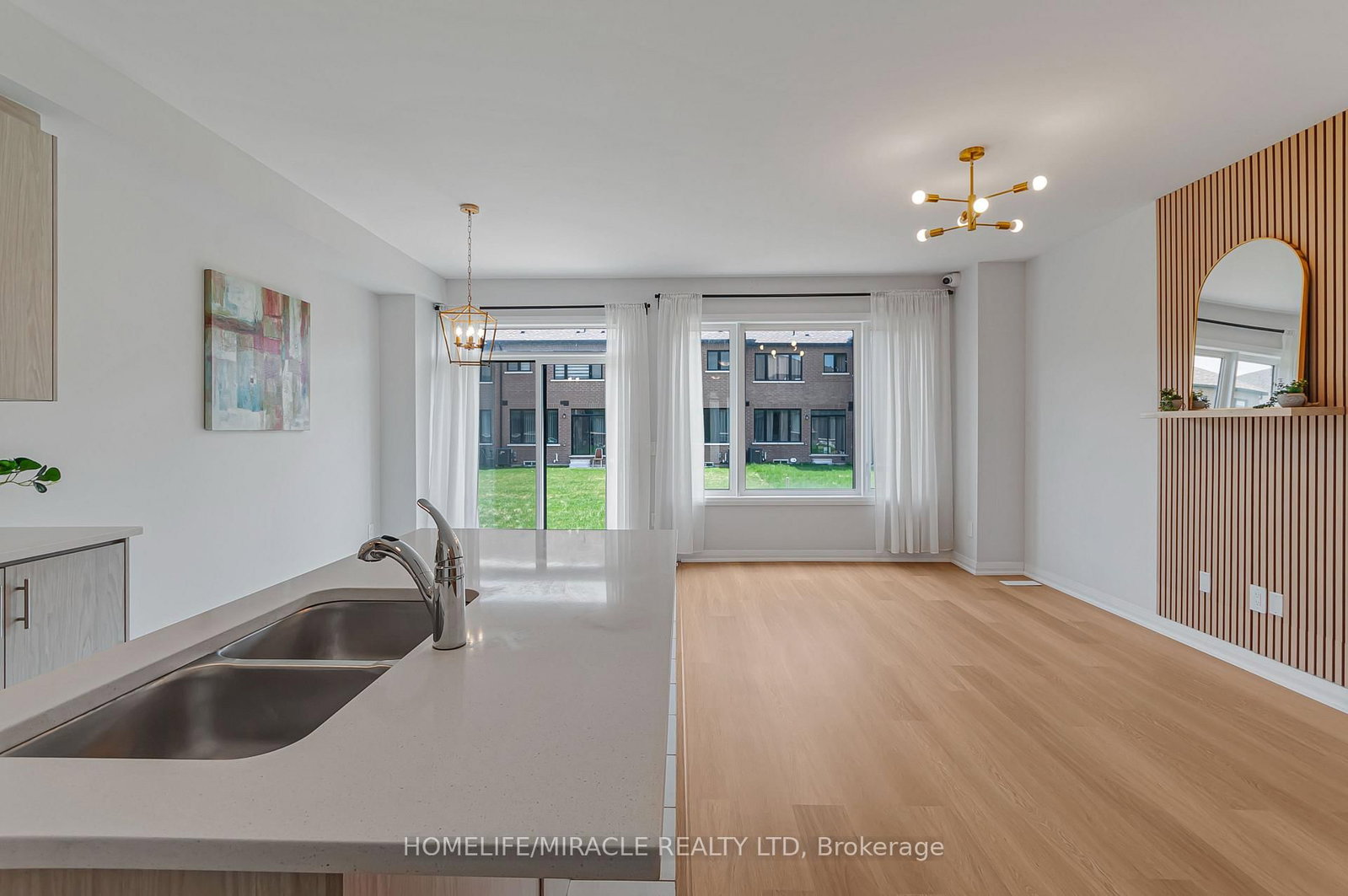 20 Corley Street • Kawartha Lakes, ON photo 16