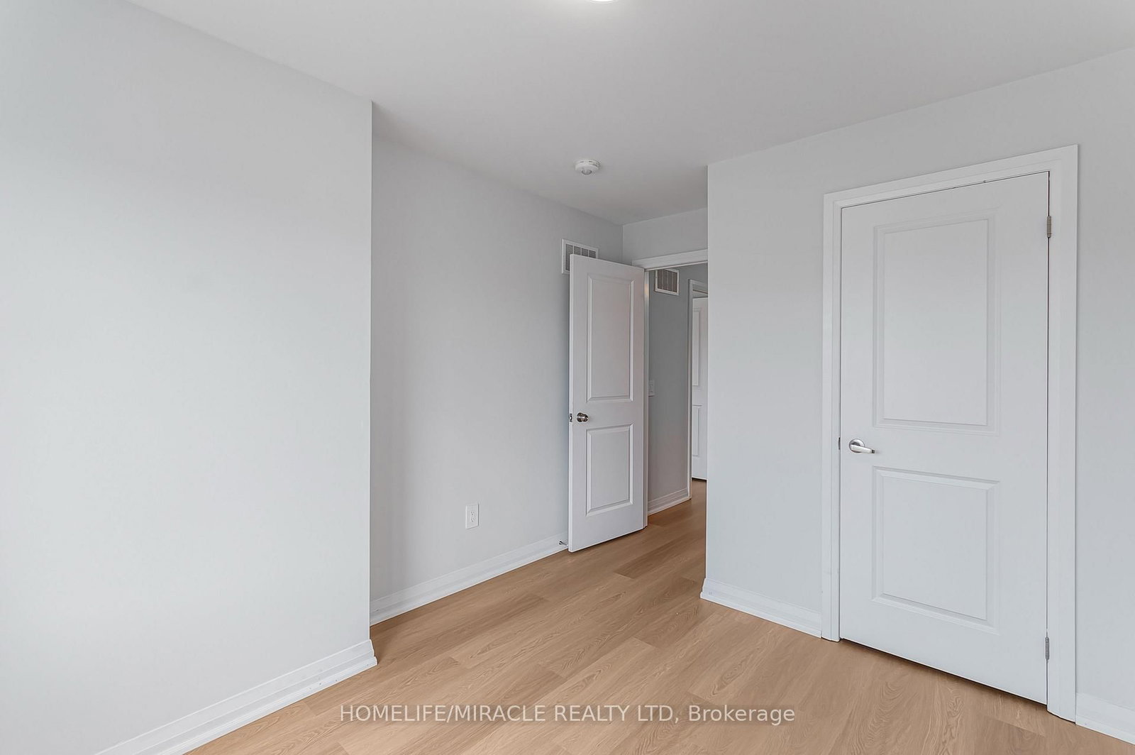 20 Corley Street • Kawartha Lakes, ON photo 38