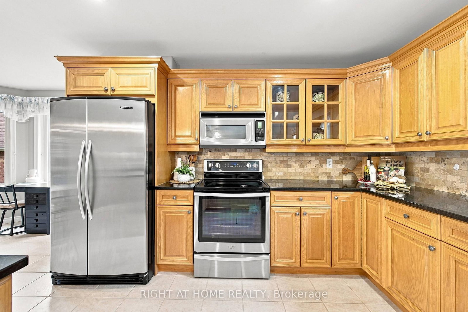 23 Magnolia Court • Belleville, ON photo 16