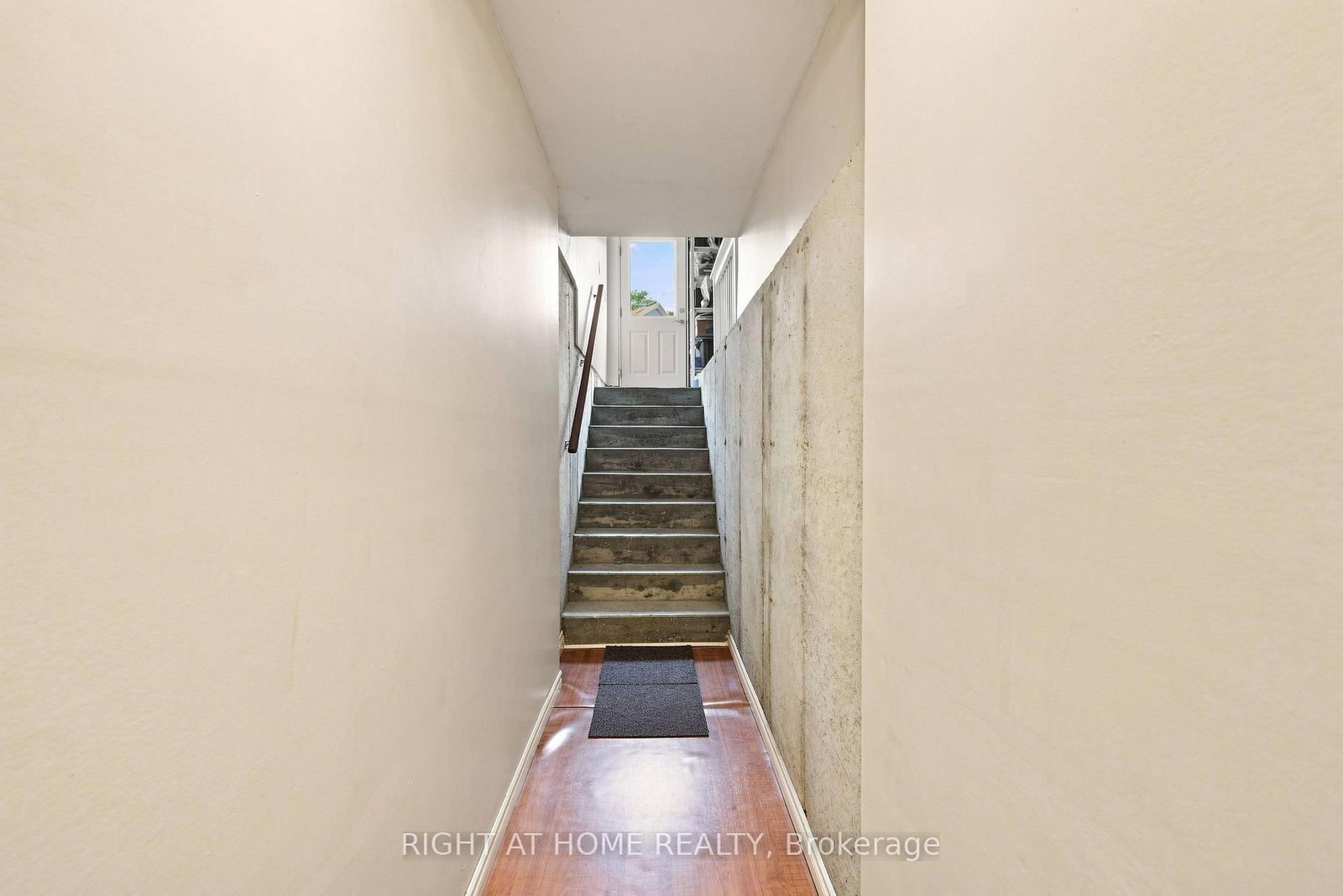 23 Magnolia Court • Belleville, ON photo 42