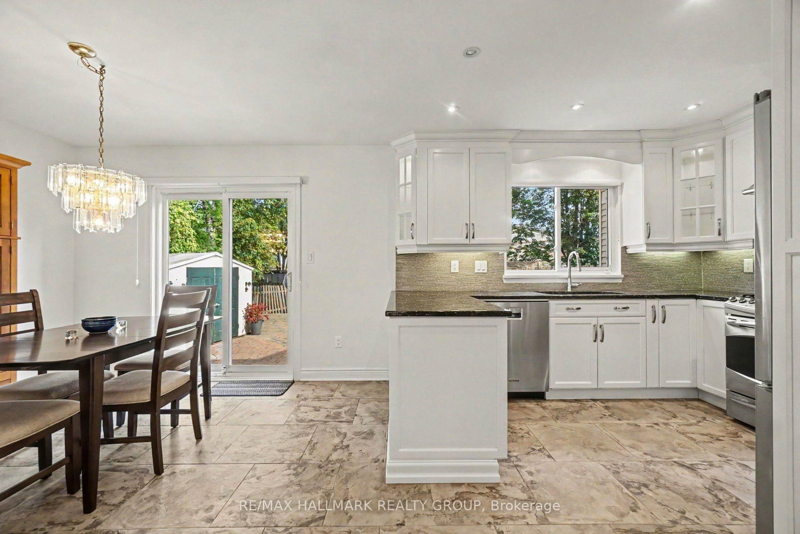 279 Pintail Terrace • Ottawa, ON photo 9