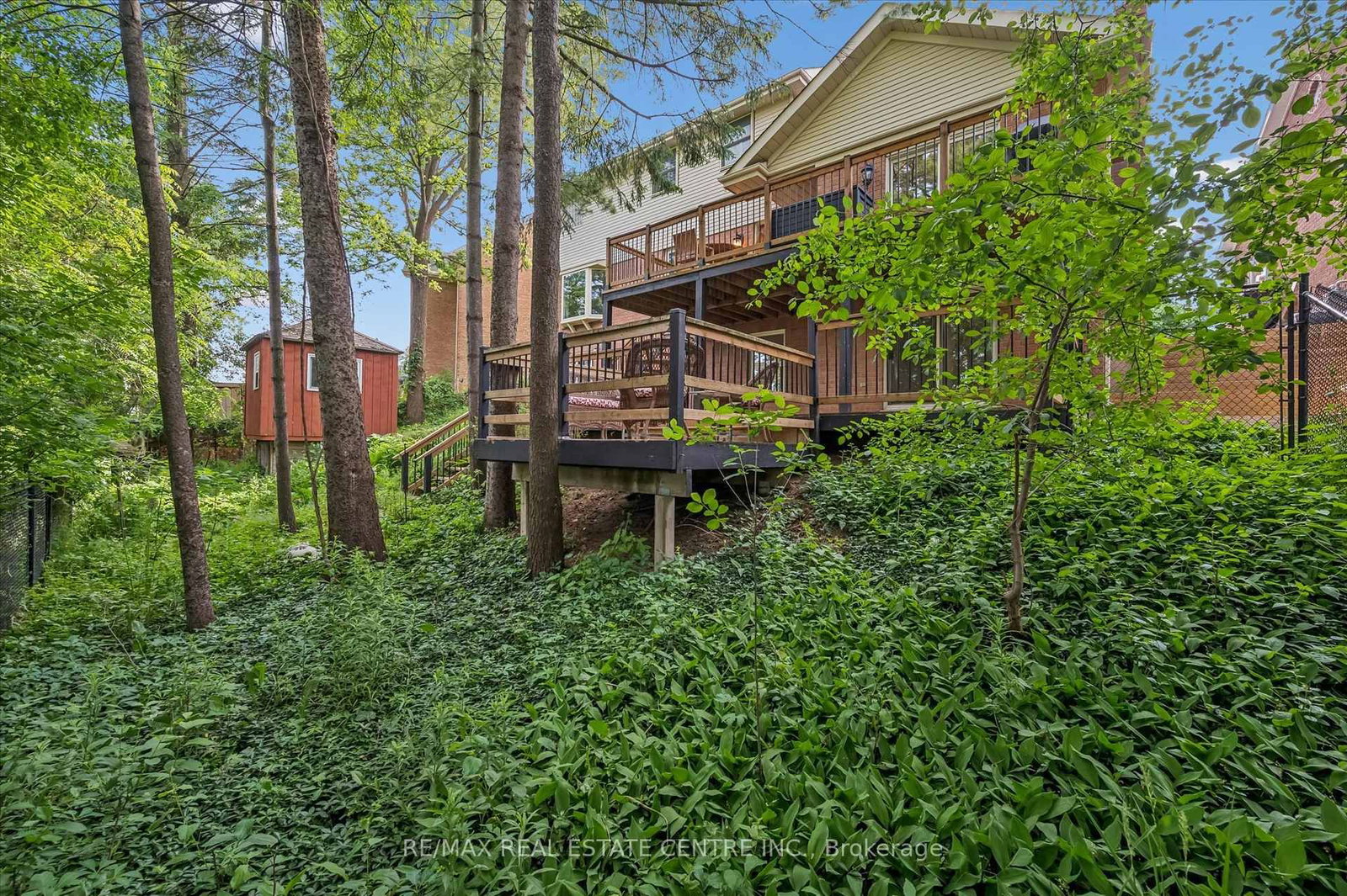 21 Tinatawa Court • Kitchener, ON photo 35