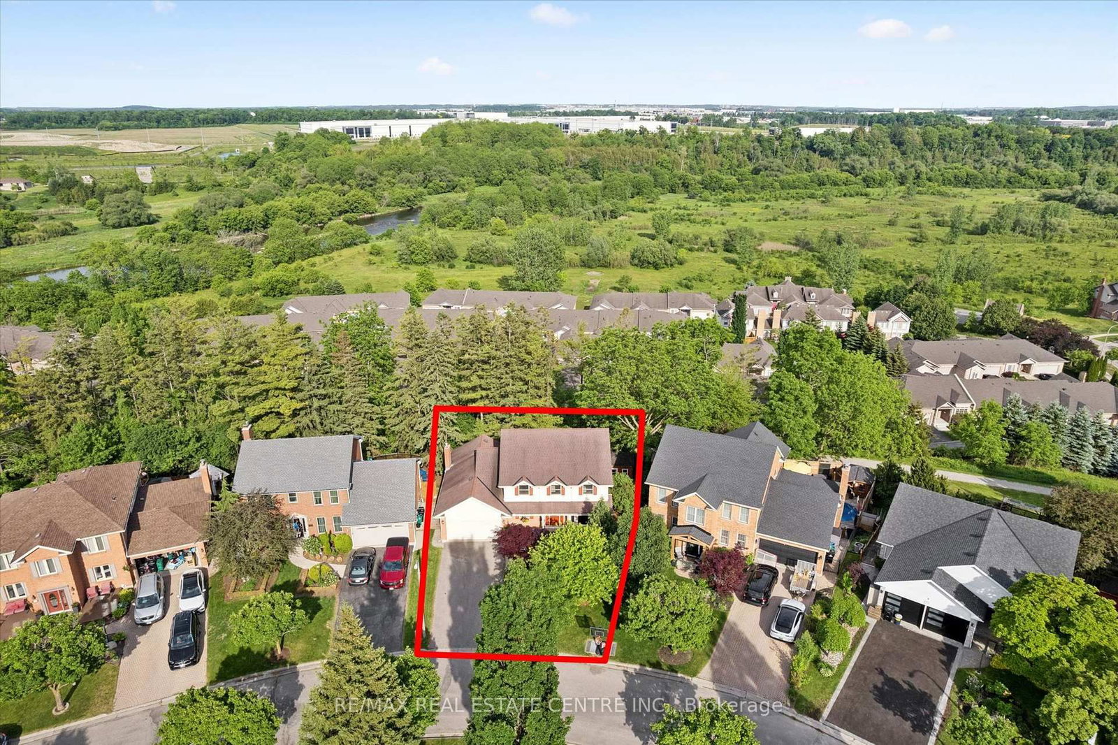 21 Tinatawa Court • Kitchener, ON photo 36