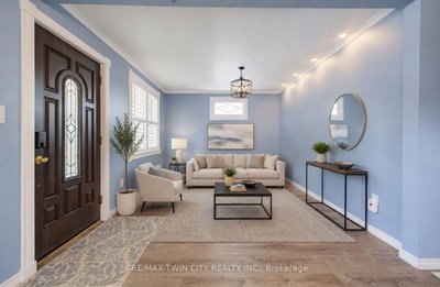 130 SYDENHAM Street • Woodstock, ON photo 3
