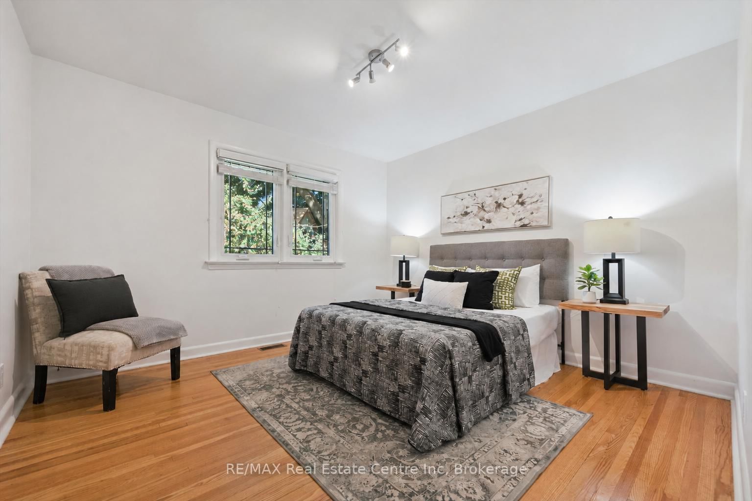9 Hamel Avenue • Guelph, ON photo 10