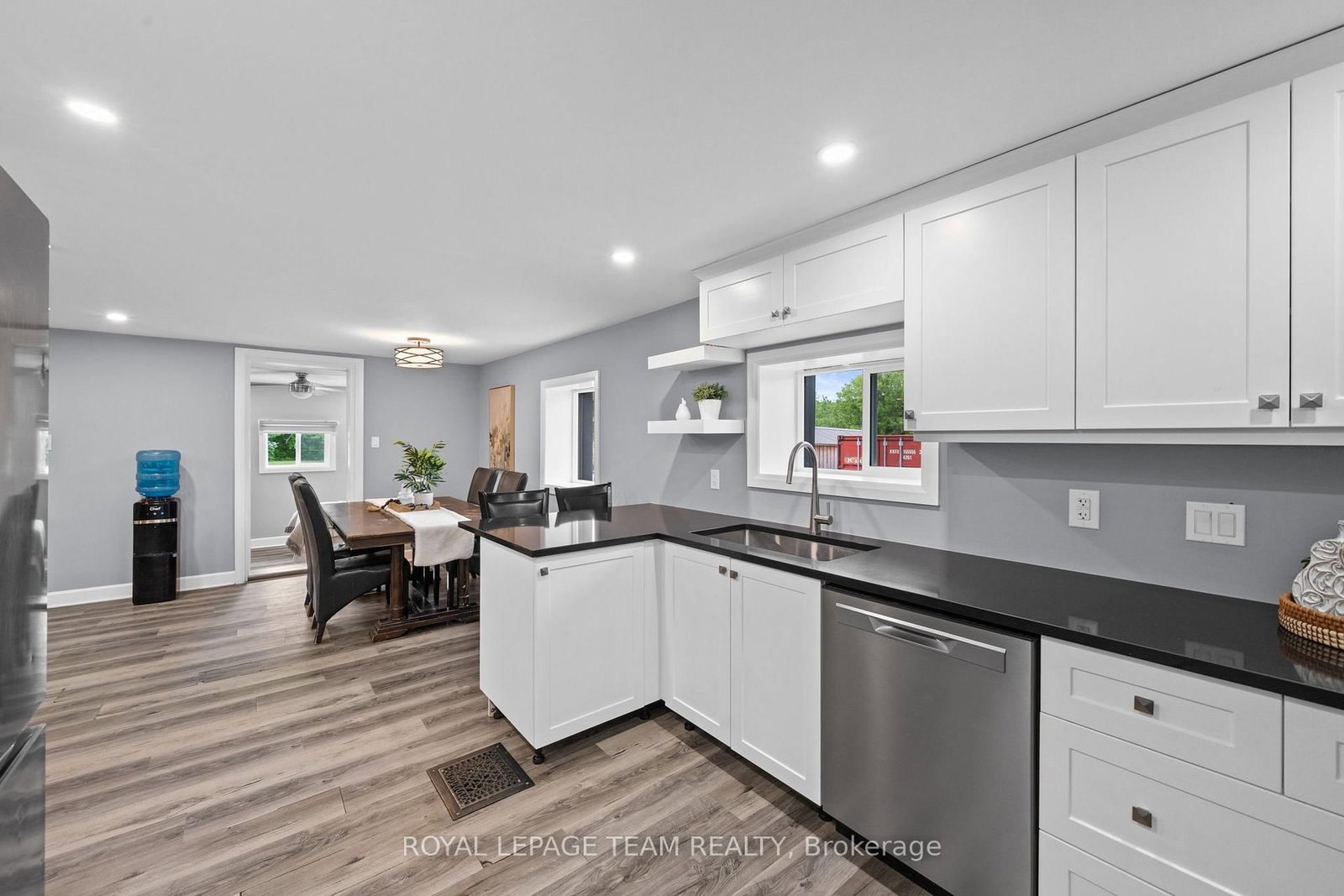 16509 Cedarvale Road • North Stormont, ON photo 12