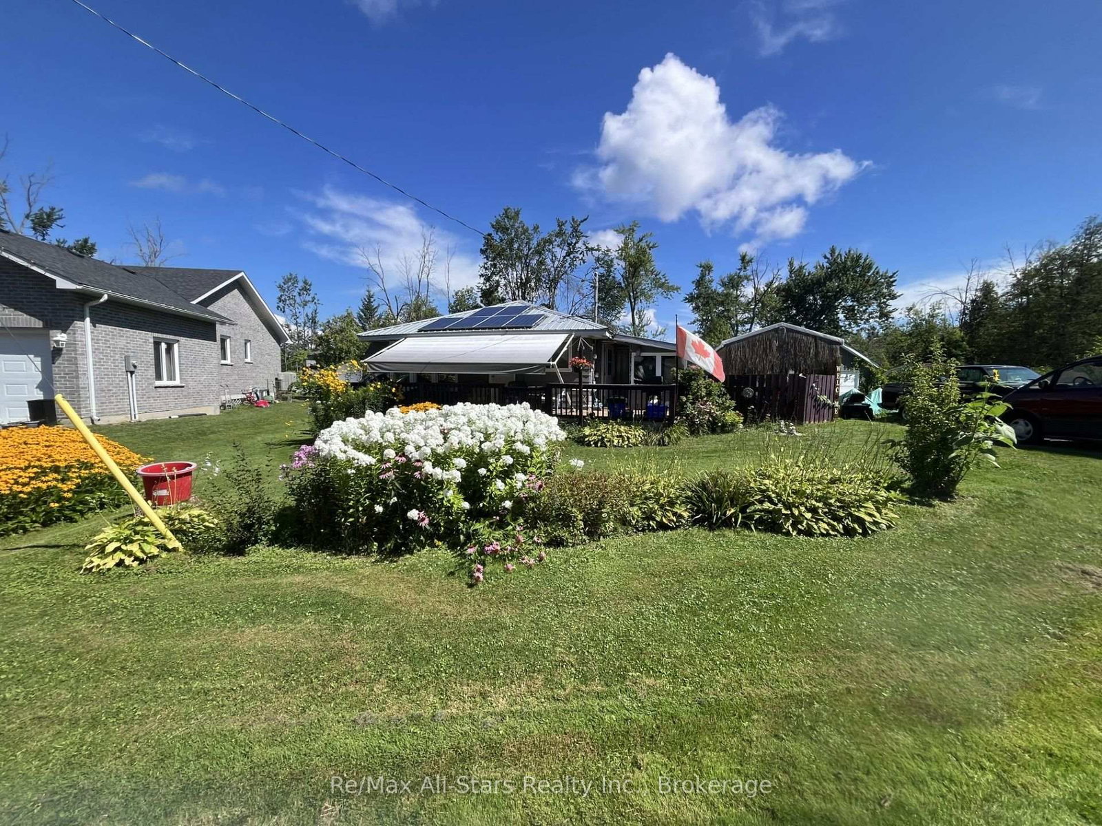 Listing Image 3