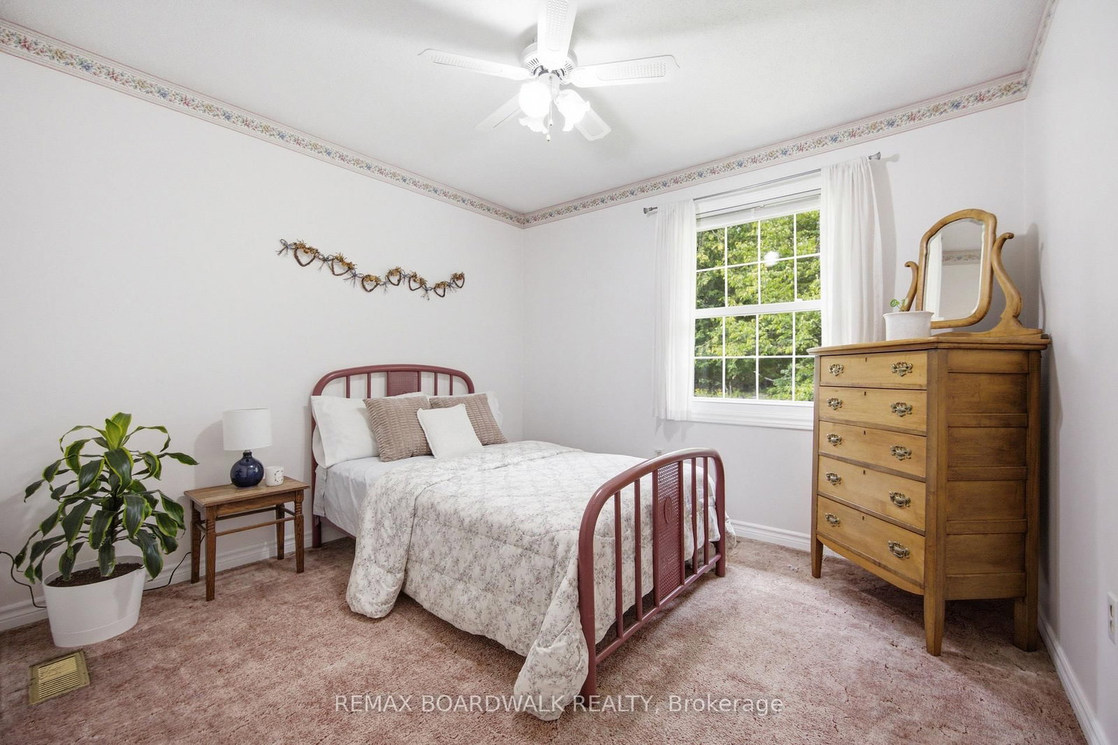 3187 Mcdonald's Corner Road • Lanark, ON photo 14
