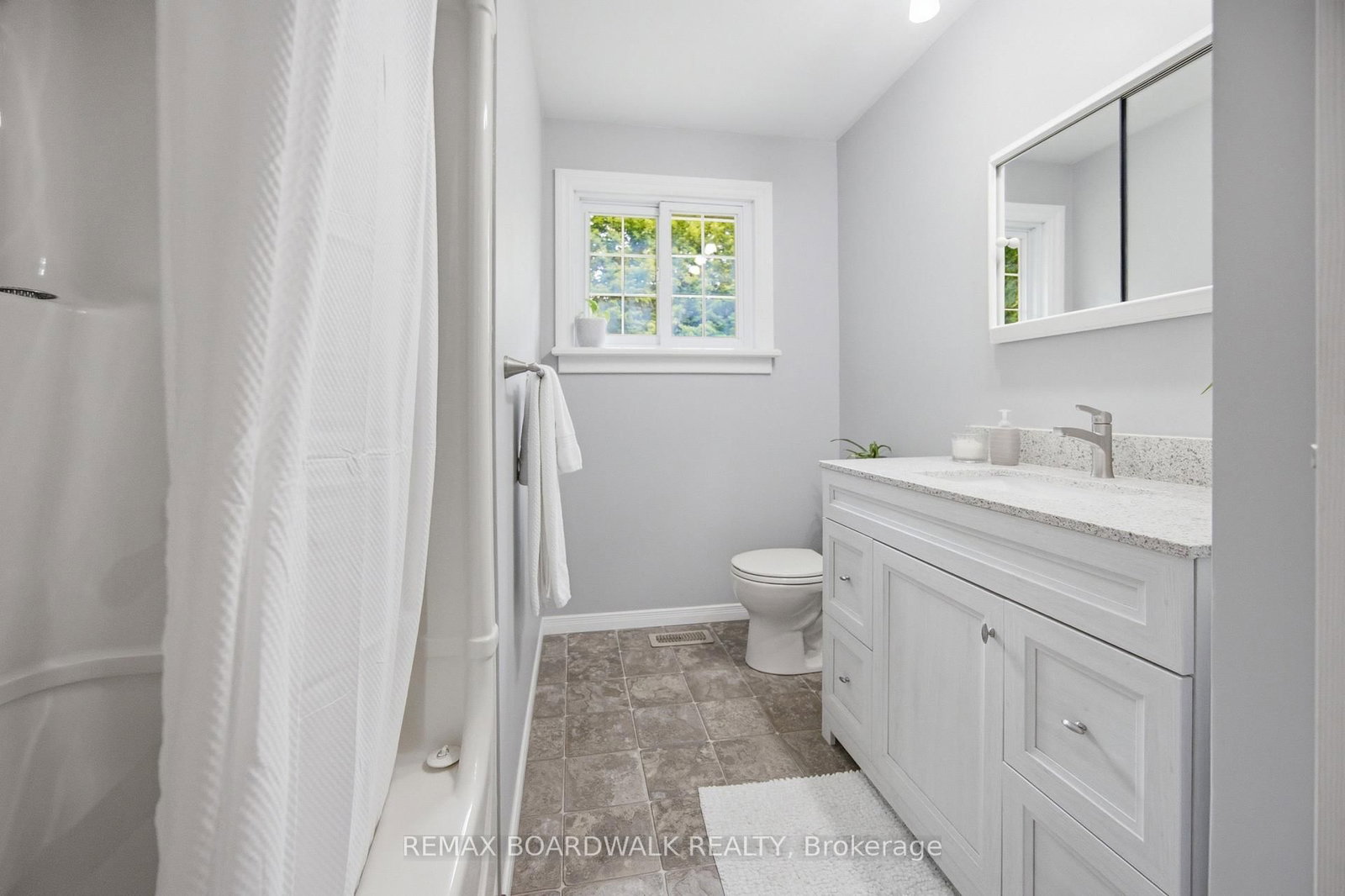 3187 Mcdonald's Corner Road • Lanark, ON photo 16