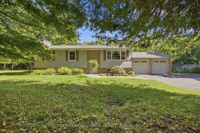 3187 Mcdonald's Corner Road • Lanark, ON photo 2
