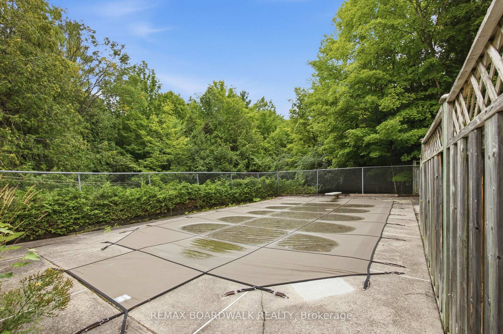 3187 Mcdonald's Corner Road • Lanark, ON photo 25