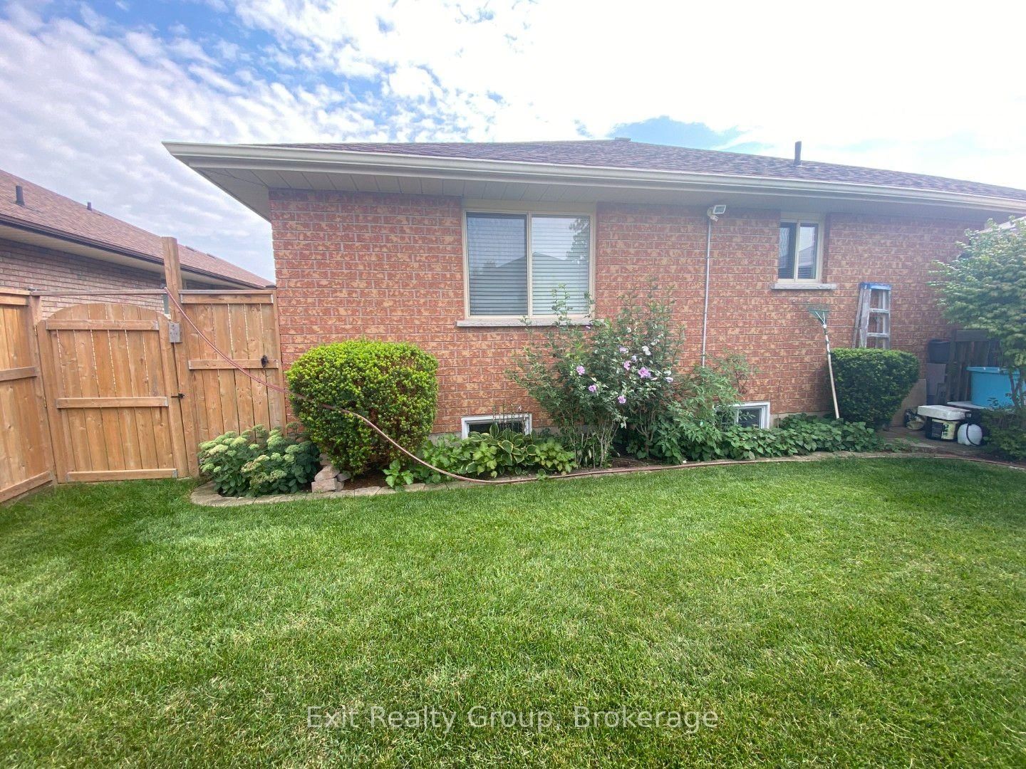 60 Oak Ridge Boulevard • Belleville, ON photo 10