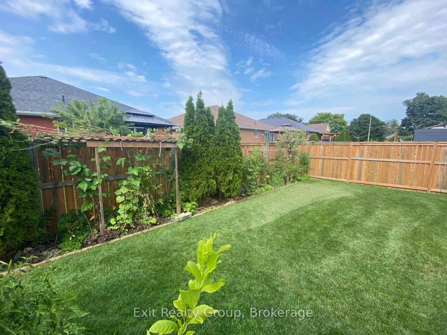 60 Oak Ridge Boulevard • Belleville, ON photo 12