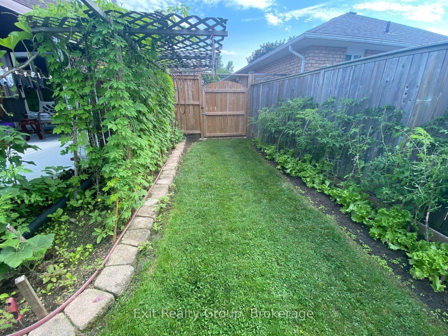 60 Oak Ridge Boulevard • Belleville, ON photo 13