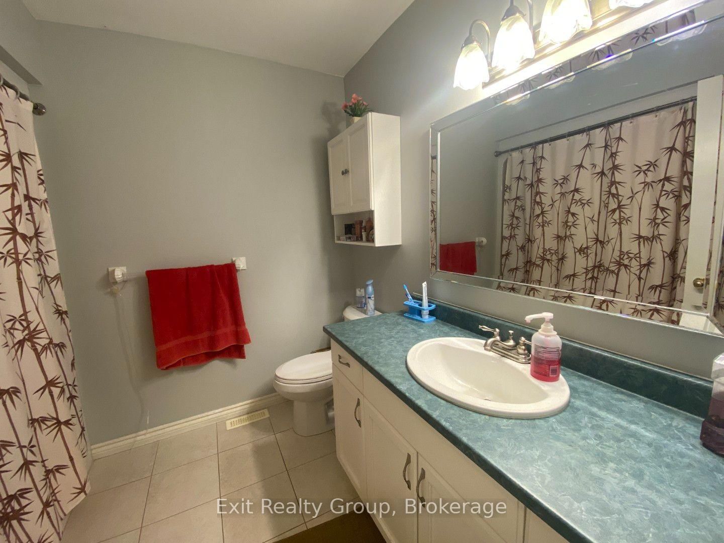 60 Oak Ridge Boulevard • Belleville, ON photo 27