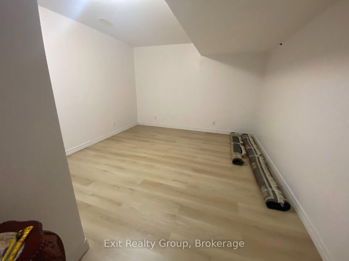 60 Oak Ridge Boulevard • Belleville, ON photo 37