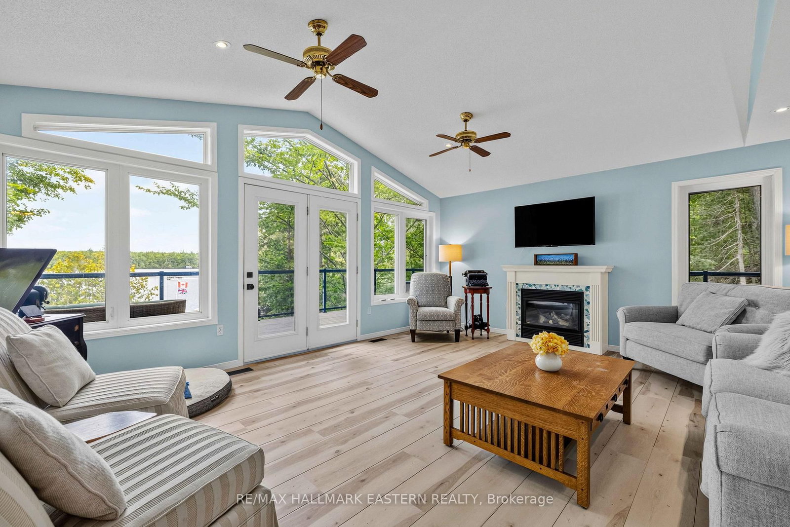 28 Maplewood Court • Trent Lakes, ON photo 13