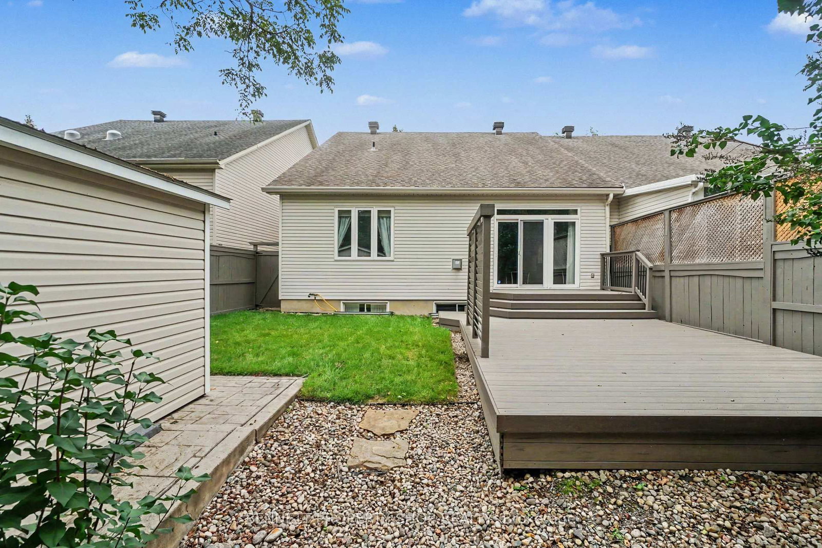 39 Foulis Crescent • Ottawa, ON photo 19