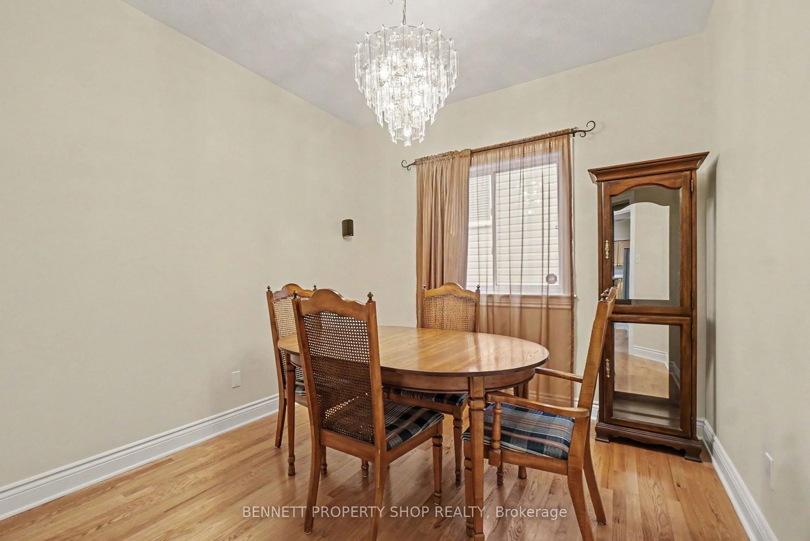 39 Foulis Crescent • Ottawa, ON photo 7